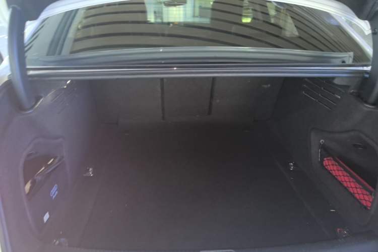 Used Audi A4L 2017 40 TFSI Ambition Edition Trunk