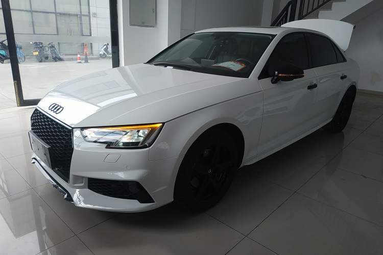 Used Audi A4L 2017 40 TFSI Fashion Model Guazi used car, China used car export, Used car for sale, Used cars, Cheapest cars for sale