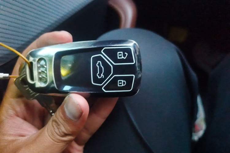 Used Audi A4L 2017 Plus 40 TFSI Fashion Model Vehicle Key