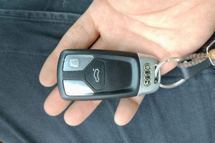 Used Audi A4L 2017 Plus 40 TFSI Fashion Model Vehicle Key