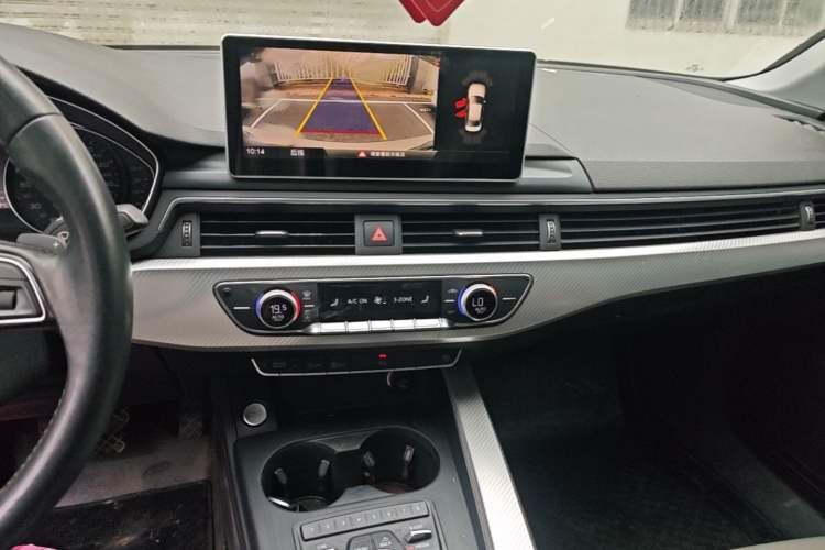 Used Audi A4L 2017 40 TFSI Fashion Model Audio And AC Panel