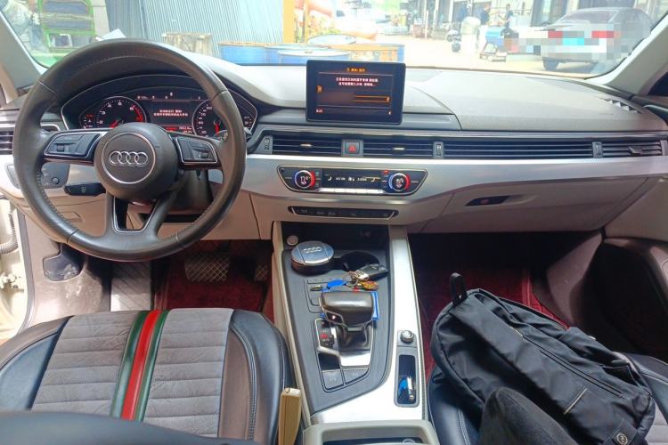 Used Audi A4L 2017 Plus 40 TFSI Fashion Model Center Console