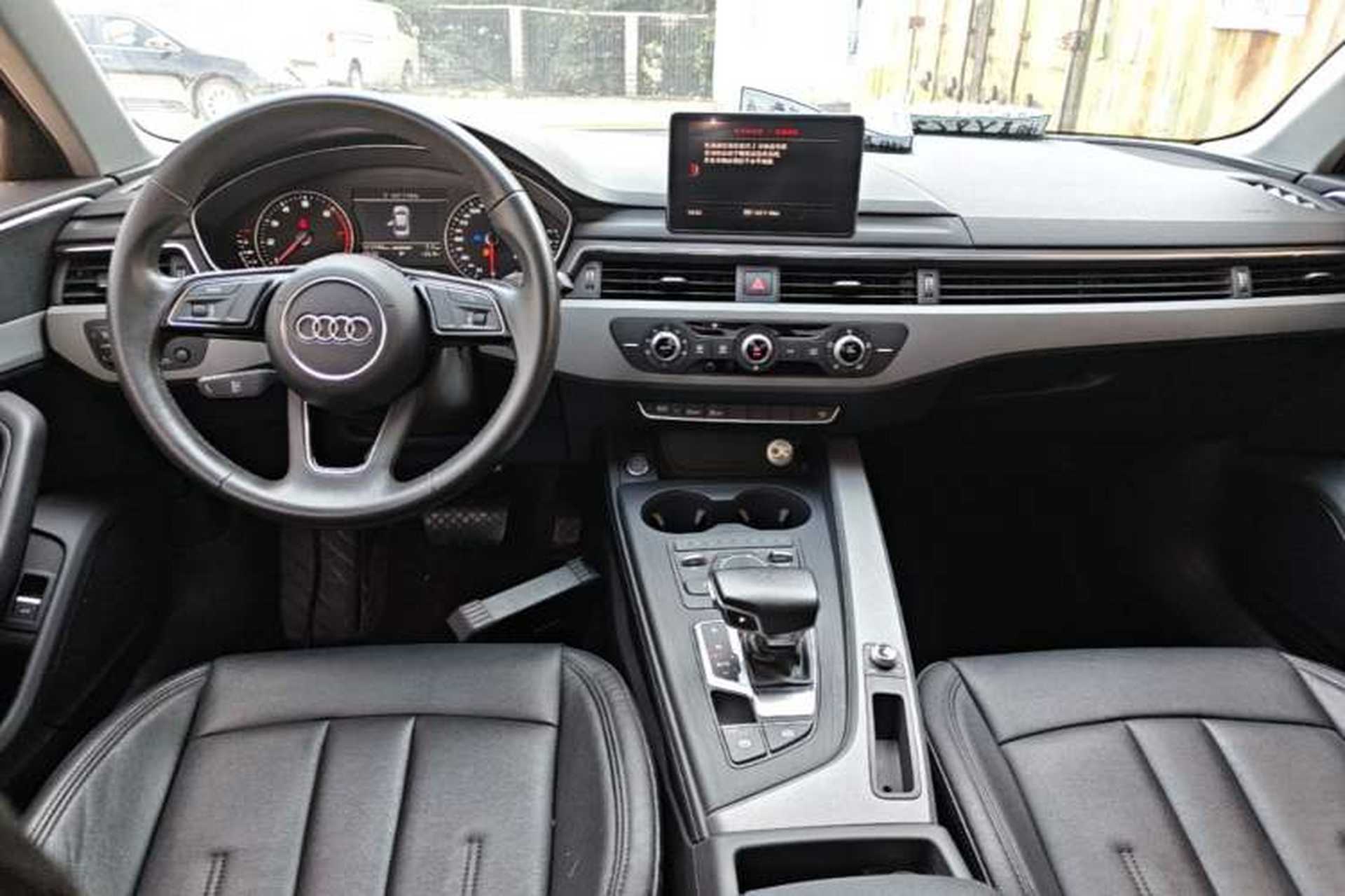 Used Audi A4L 2017 40 TFSI Ambition Edition Center Console