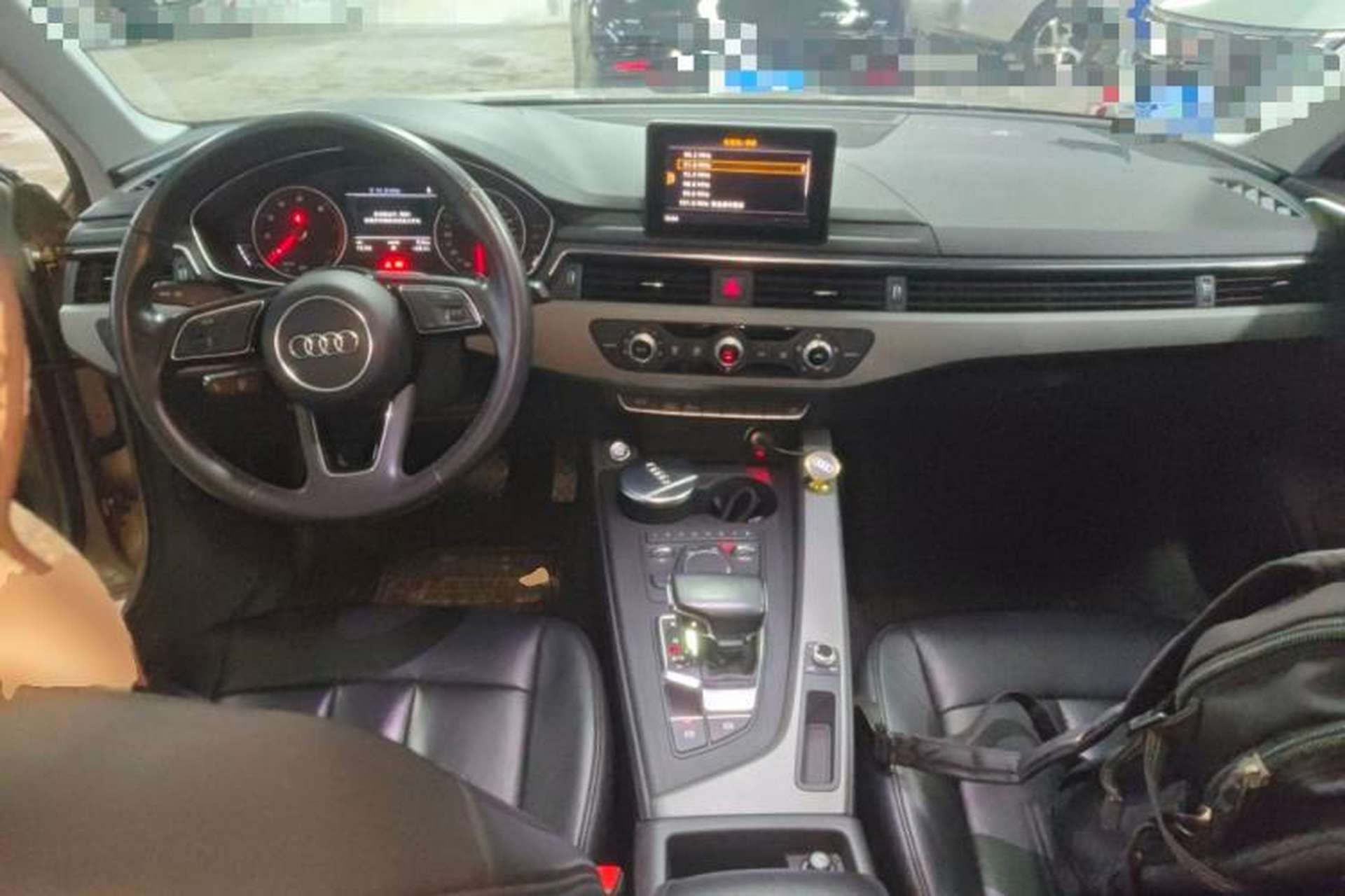 Used Audi A4L 2017 40 TFSI Ambition Edition Center Console