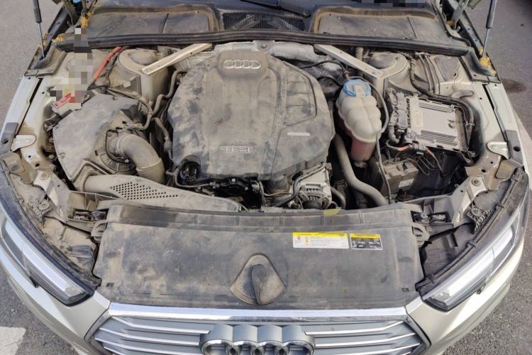 Used Audi A4L 2017 Plus 40 TFSI Fashion Model Engine Bay