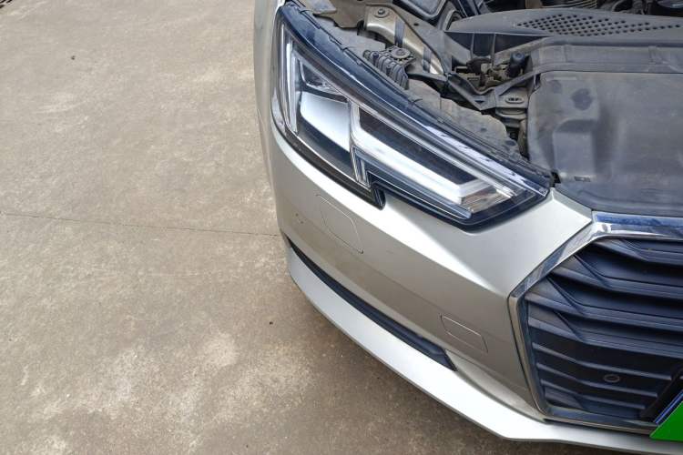 Used Audi A4L 2017 Plus 40 TFSI Fashion Model Engine Bay Right