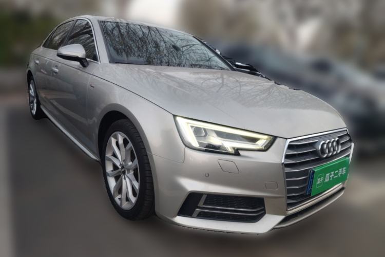 Used Audi A4L 2017 40 TFSI Style Edition Front Right 45 Deg