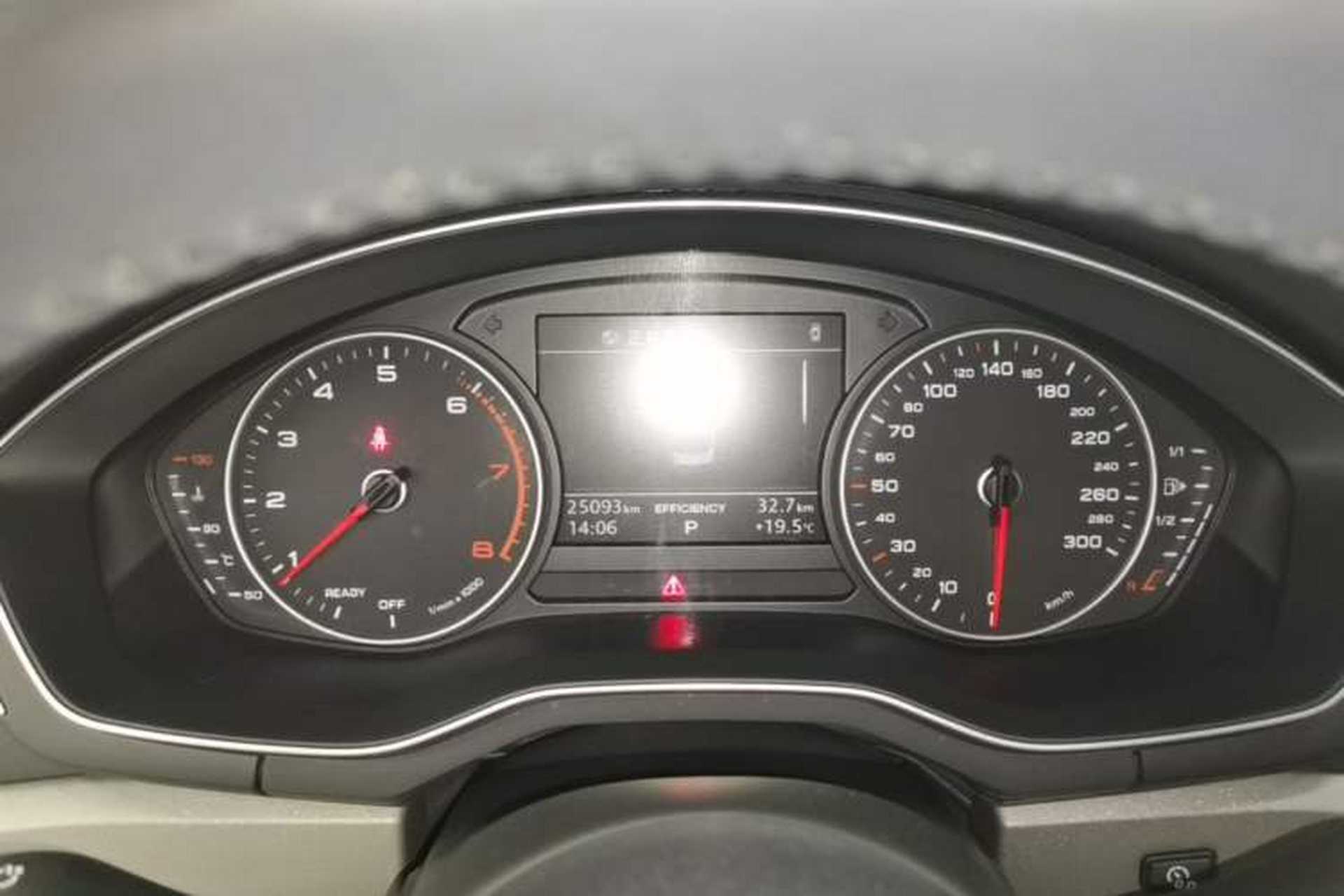 Used Audi A4L 2017 40 TFSI Ambition Edition Instrument Cluster