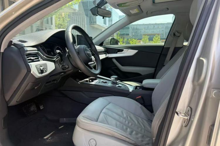Used Audi A4L 2017 40 TFSI Fashion Model Interior 4