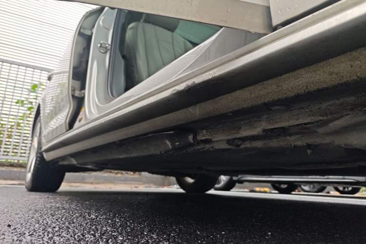 Used Audi A4L 2017 40 TFSI Fashion Model Right Side Sill
