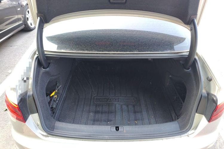 Used Audi A4L 2017 Plus 40 TFSI Fashion Model Trunk