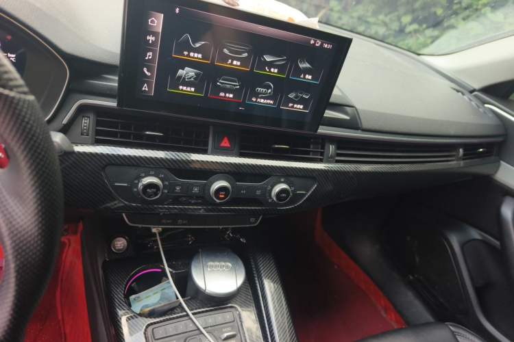 Used Audi A4L 2018 30th Anniversary Edition 30 TFSI Ambition Model Audio And AC Panel
