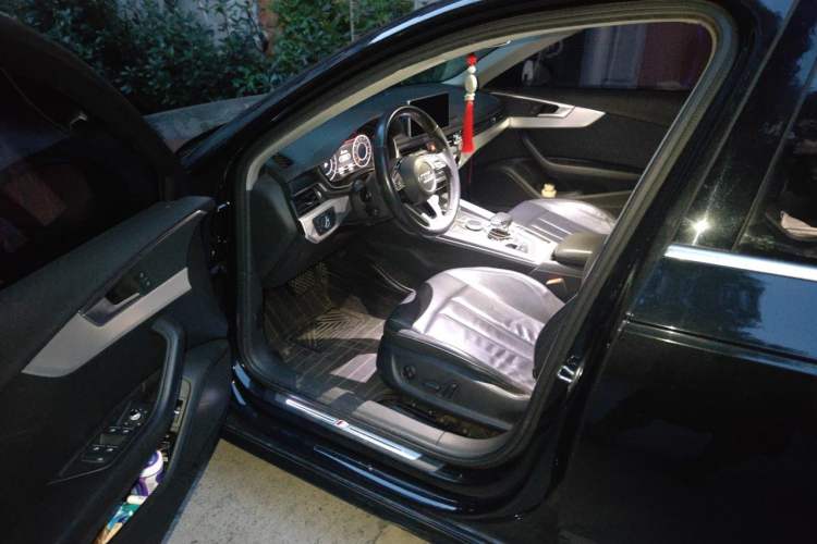 Used Audi A4L 2018 30th Anniversary Edition 40 TFSI Fashion Model Driver Seat