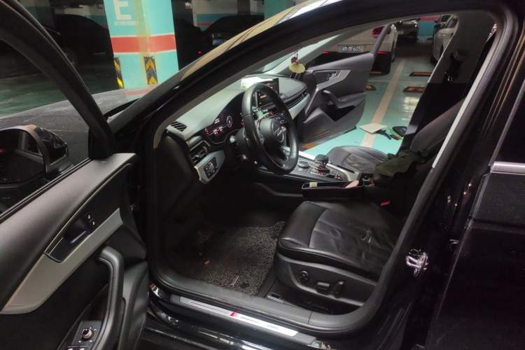 Used Audi A4L 2018 30th Anniversary Edition 40 TFSI Fashion Model Driver Seat