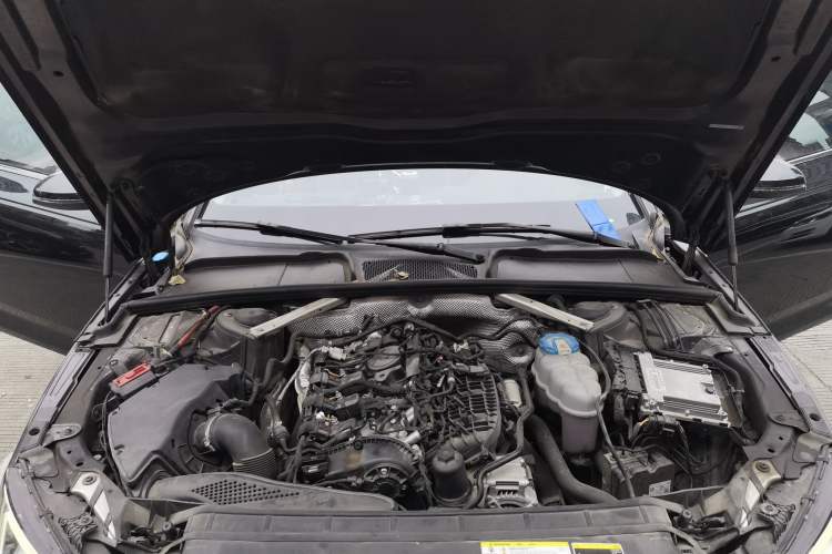 Used Audi A4L 2018 30th Anniversary Edition 40 TFSI Trendy Model Engine Bay