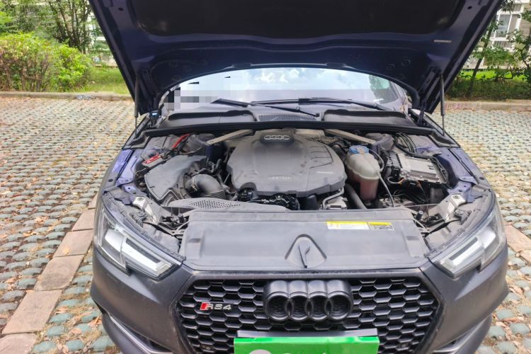 Used Audi A4L 2018 30th Anniversary Edition 40 TFSI Fashion Model Engine Bay Right