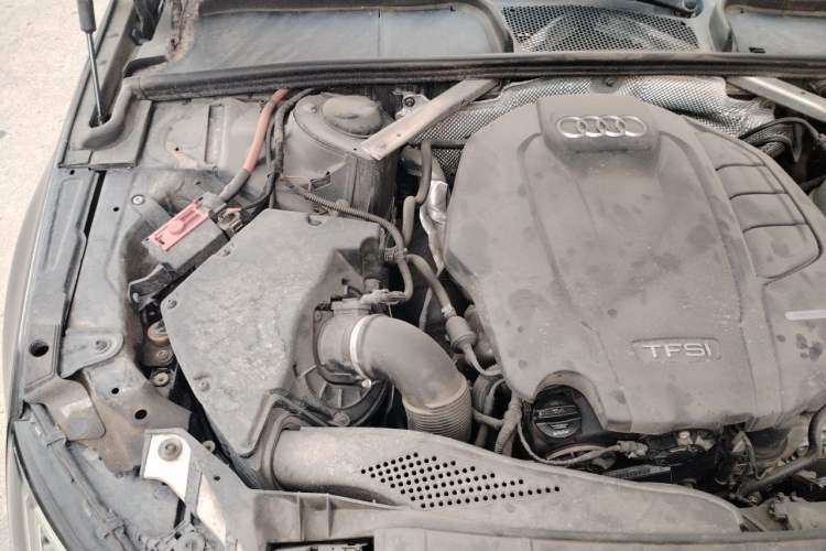 Used Audi A4L 2018 30th Anniversary Edition 40 TFSI Trendy Model Engine Bay Right
