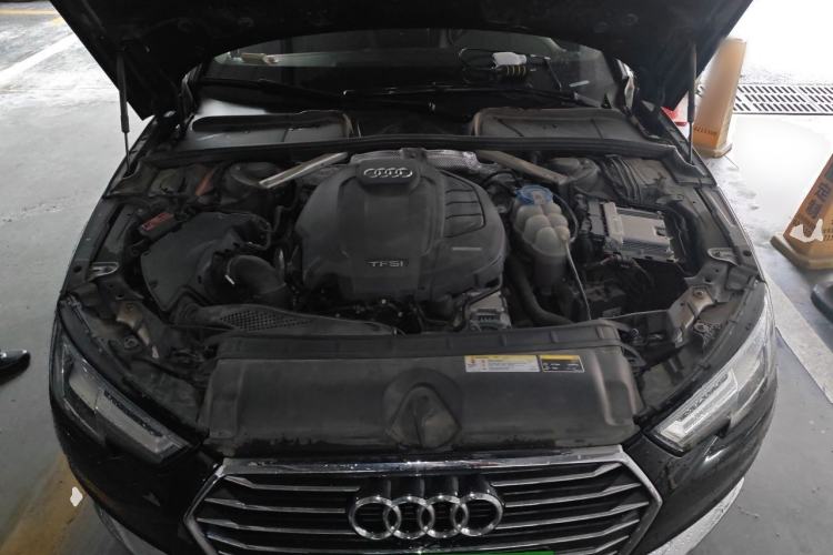 Used Audi A4L 2018 30th Anniversary Edition 40 TFSI Trendy Model Engine Bay