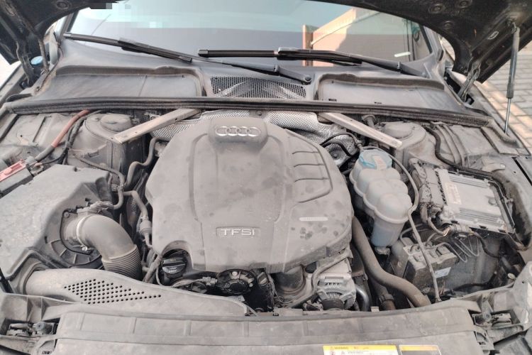 Used Audi A4L 2018 30th Anniversary Edition 40 TFSI Trendy Model Engine Bay