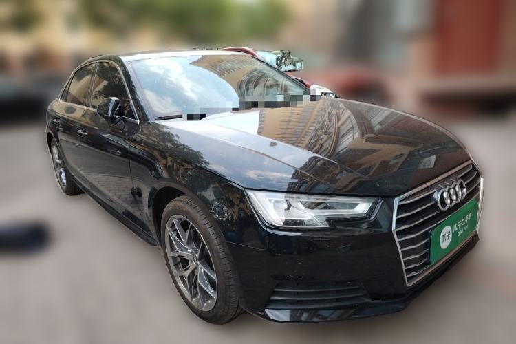 Used Audi A4L 2018 30th Anniversary Edition 40 TFSI Trendy Model Front Right 45 Deg