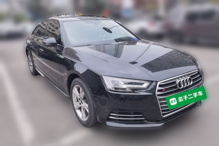Used Audi A4L 2018 30th Anniversary Edition 40 TFSI Trendy Model Front Right 45 Deg