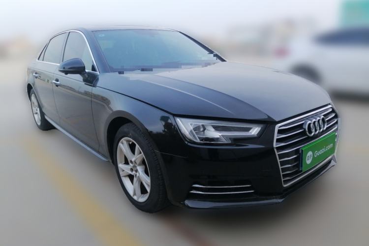 Used Audi A4L 2018 30th Anniversary Edition 40 TFSI Trendy Model Front Right 45 Deg