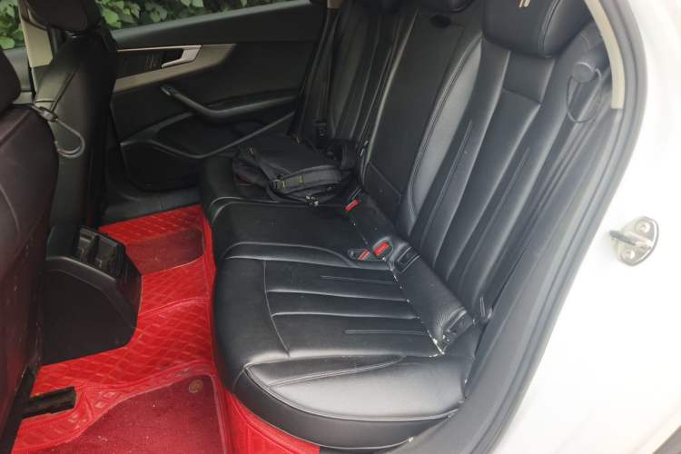 Used Audi A4L 2018 30th Anniversary Edition 30 TFSI Ambition Model Left Rear Seat