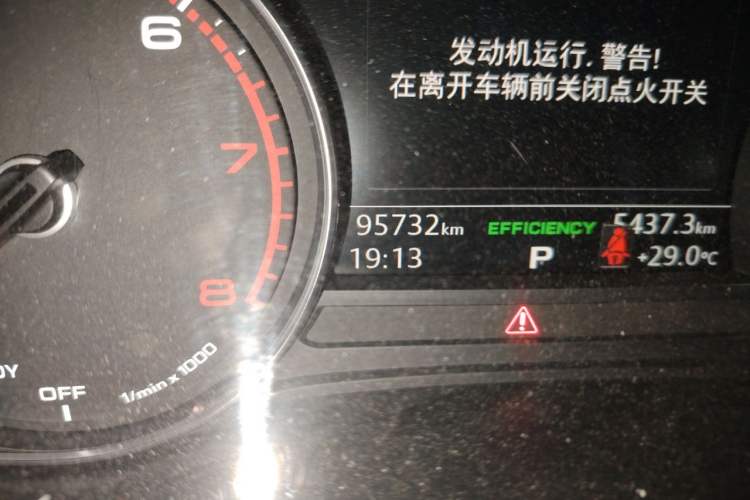 Used Audi A4L 2018 30th Anniversary Edition 40 TFSI Trendy Model Odometer Close Up