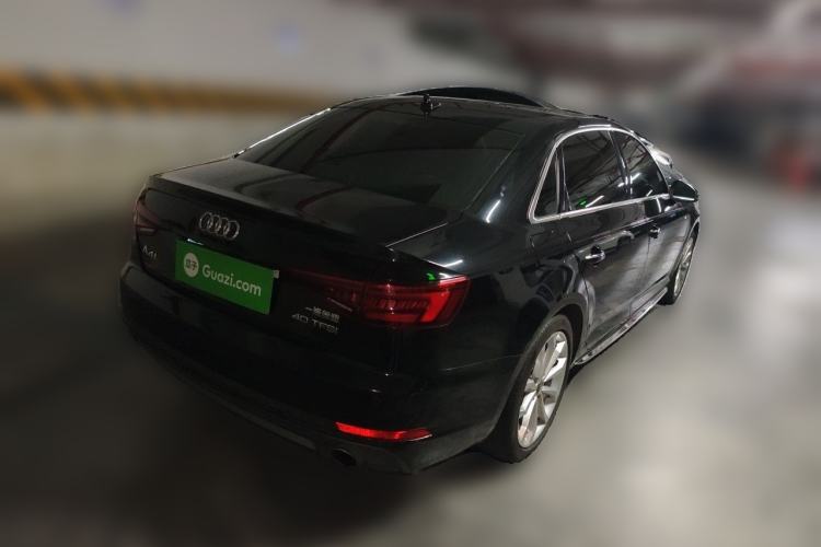 Used Audi A4L 2018 30th Anniversary Edition 40 TFSI Fashion Model Rear Right 45 Deg