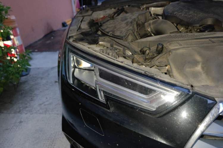 Used Audi A4L 2018 30th Anniversary Edition 40 TFSI Fashion Model Right Front Headlight