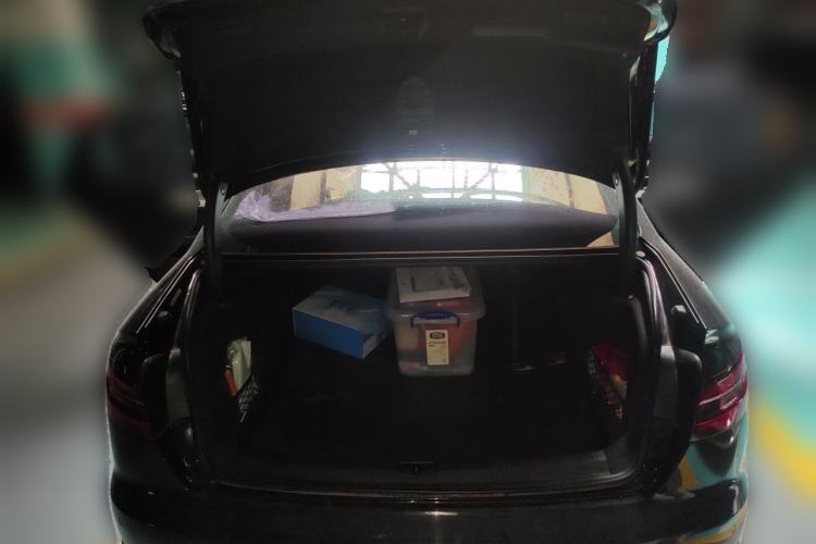 Used Audi A4L 2018 30th Anniversary Edition 40 TFSI Fashion Model Trunk