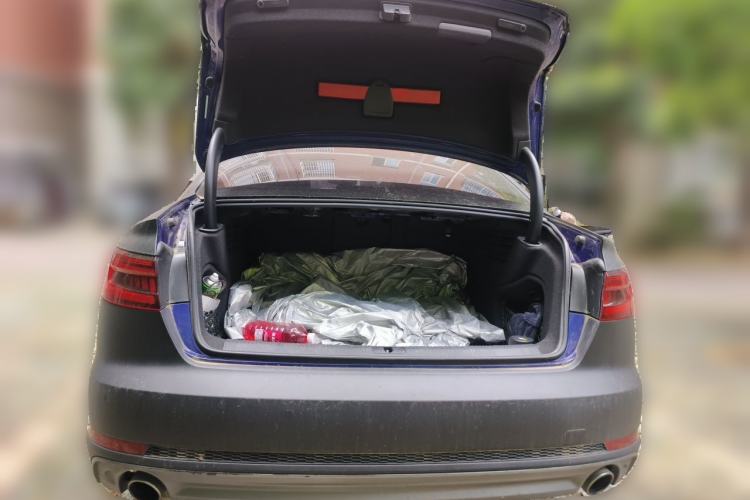 Used Audi A4L 2018 30th Anniversary Edition 40 TFSI Fashion Model Trunk