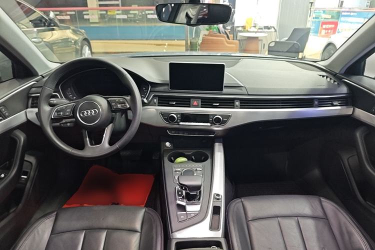 Used Audi A4L 2018 30th Anniversary Edition 40 TFSI Fashion Model Center Console