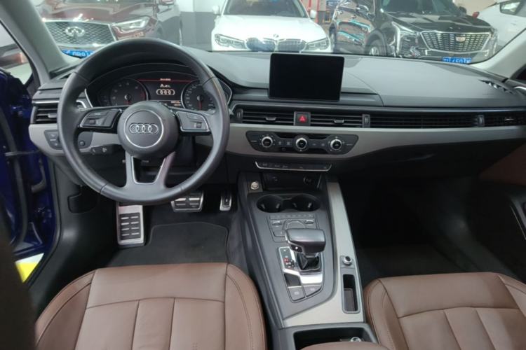 Used Audi A4L 2018 30th Anniversary Edition 40 TFSI Trendy Model Center Console