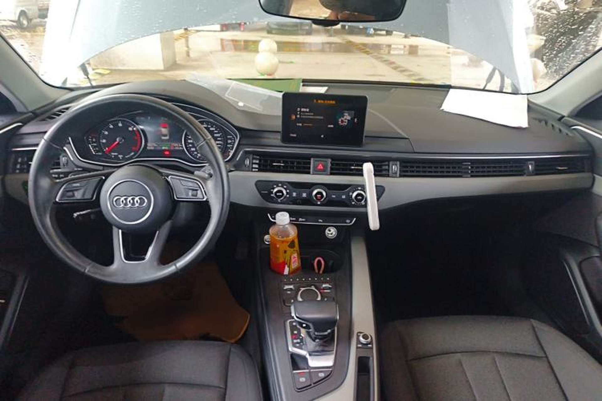 Used Audi A4L 2018 30th Anniversary Edition 40 TFSI Trendy Model Center Console