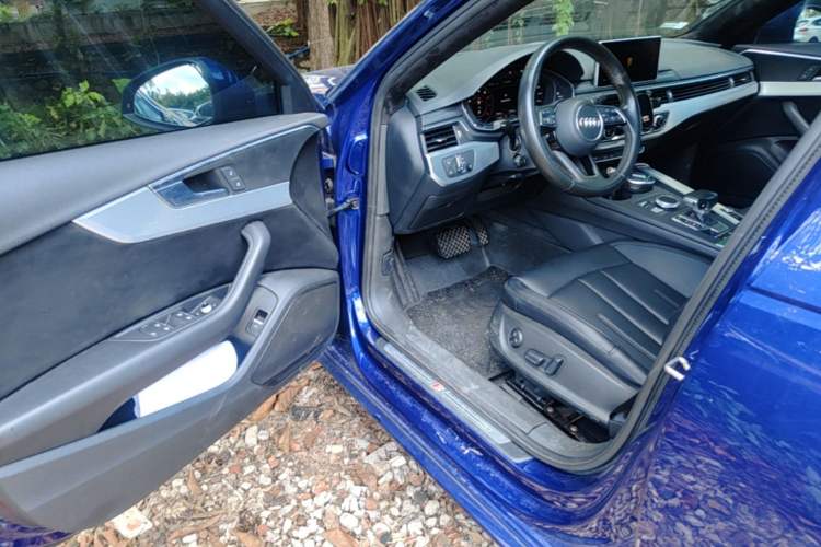 Used Audi A4L 2018 30th Anniversary Edition 40 TFSI Fashion Model Driver Seat