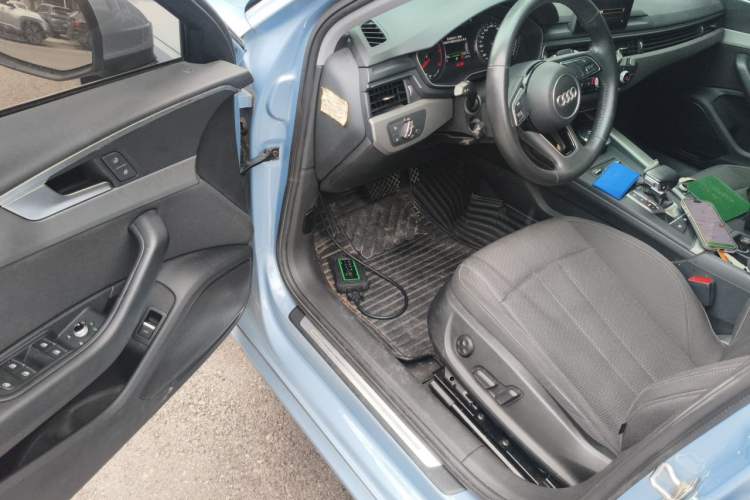 Used Audi A4L 2018 30th Anniversary Edition 40 TFSI Trendy Model Driver Seat