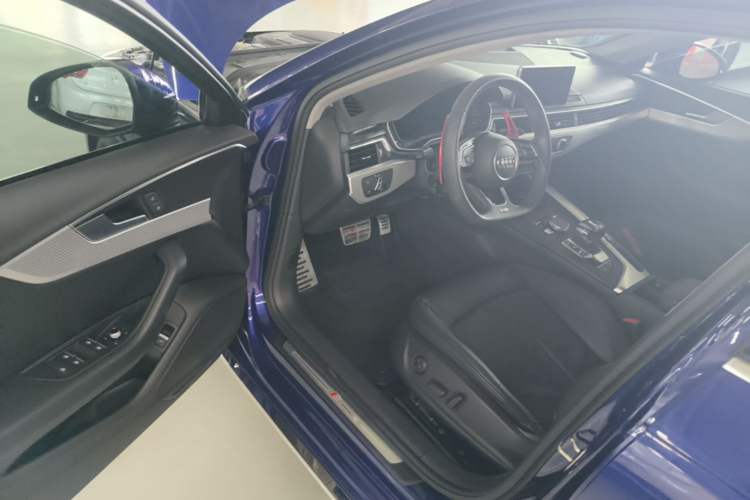 Used Audi A4L 2018 30th Anniversary Edition 40 TFSI Fashion Model Driver Seat