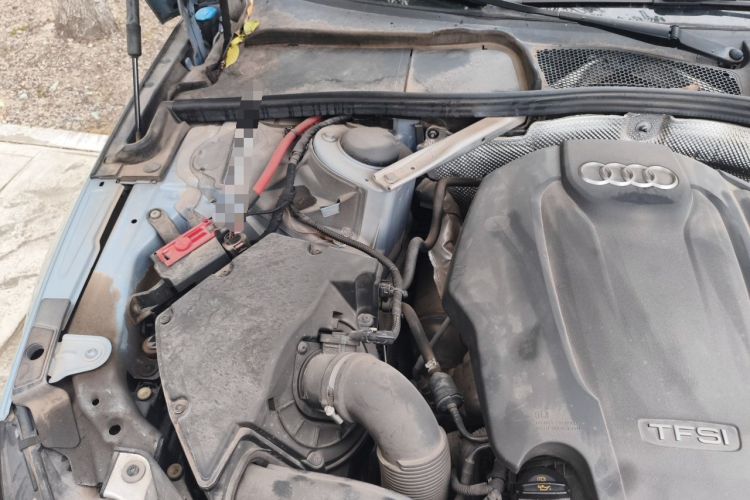 Used Audi A4L 2018 30th Anniversary Edition 40 TFSI Trendy Model Engine Bay Right