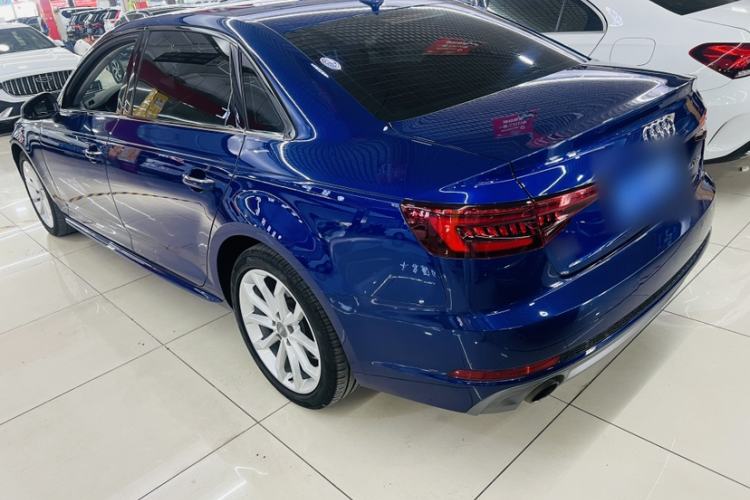 Used Audi A4L 2018 30th Anniversary Edition 40 TFSI Fashion Model Exterior 3