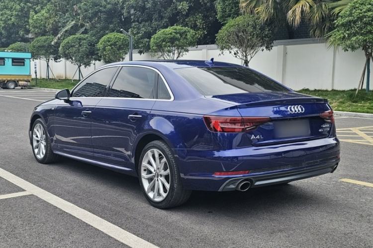 Used Audi A4L 2018 30th Anniversary Edition 40 TFSI Fashion Model Exterior 7