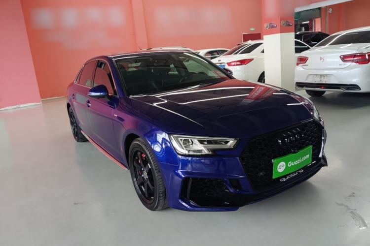 Used Audi A4L 2018 30th Anniversary Edition 40 TFSI Fashion Model Front Right 45 Deg