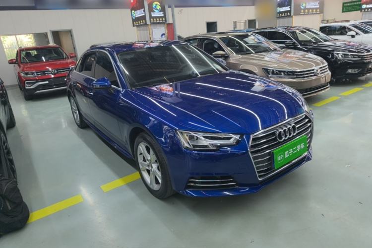 Used Audi A4L 2018 30th Anniversary Edition 40 TFSI Trendy Model Front Right 45 Deg