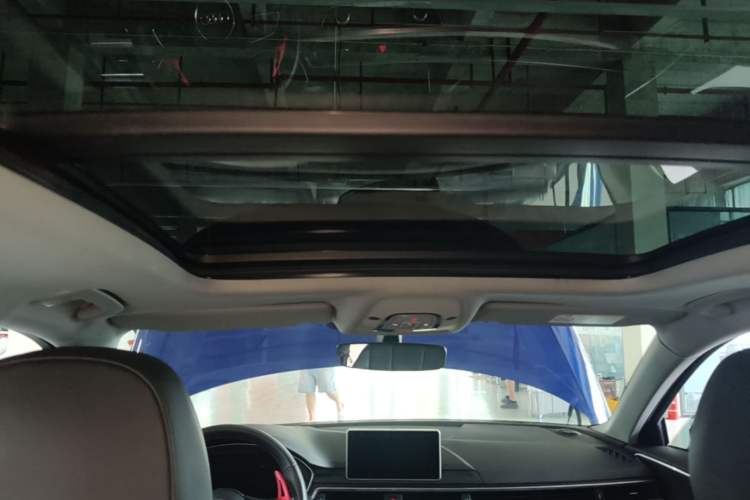 Used Audi A4L 2018 30th Anniversary Edition 40 TFSI Fashion Model Headliner