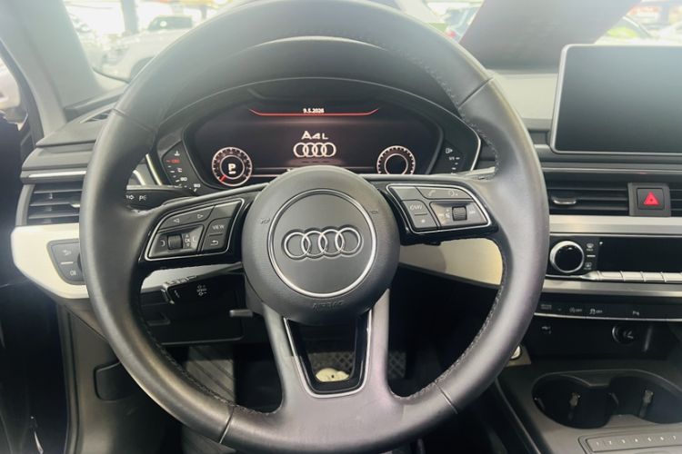 Used Audi A4L 2018 30th Anniversary Edition 40 TFSI Fashion Model Interior 2