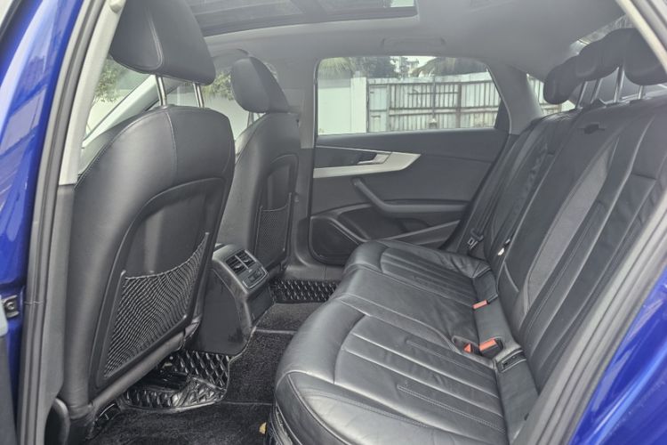 Used Audi A4L 2018 30th Anniversary Edition 40 TFSI Fashion Model Interior 3