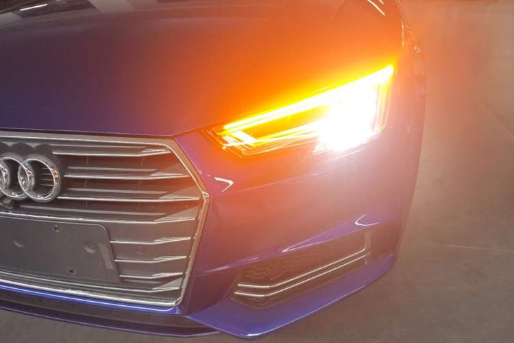 Used Audi A4L 2018 30th Anniversary Edition 40 TFSI Fashion Model Left Front Headlight