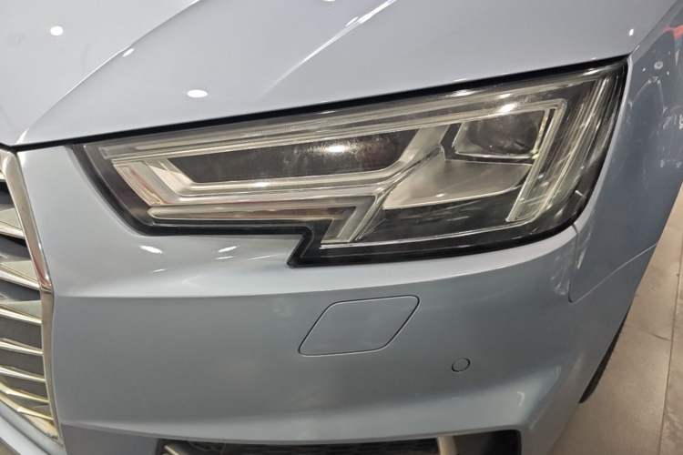 Used Audi A4L 2018 30th Anniversary Edition 40 TFSI Fashion Model Left Front Headlight