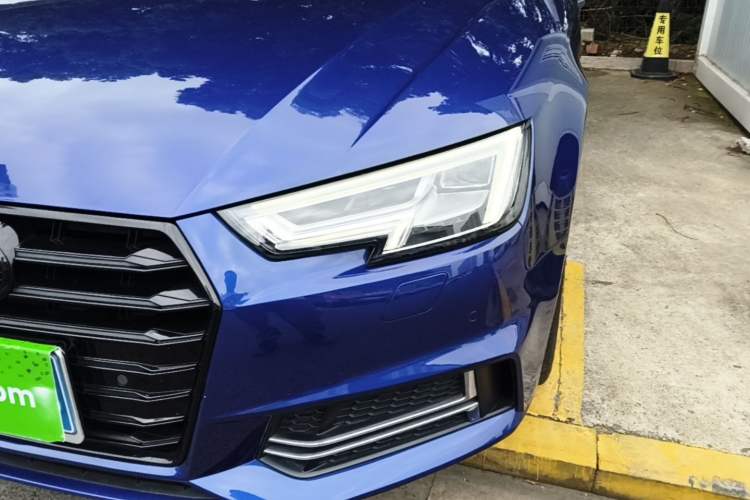 Used Audi A4L 2018 30th Anniversary Edition 40 TFSI Fashion Model Left Front Headlight