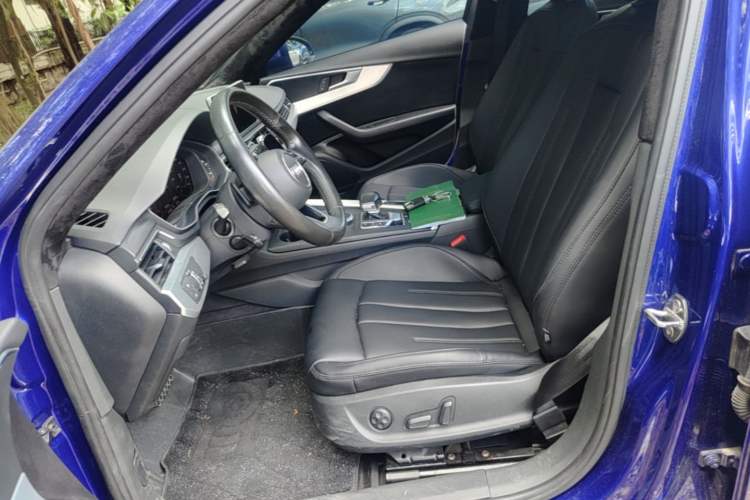 Used Audi A4L 2018 30th Anniversary Edition 40 TFSI Fashion Model Left Front Seat
